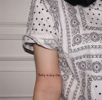 Must inglise Sõna Nautida Elu Ajutise Tätoveeringu Kleepsud Naised Meeste Keha Käe Võltsitud Tatoos Veekindel Boday Kleebised Tatto